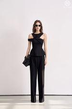 Load image into Gallery viewer, Basic straight leg trousers
