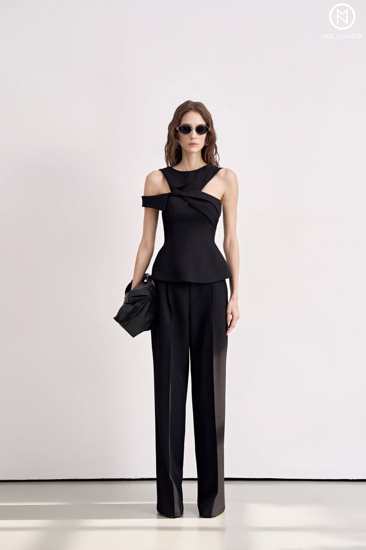 Basic straight leg trousers