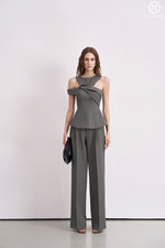 Load image into Gallery viewer, Basic straight leg trousers
