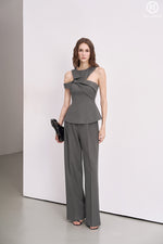 Load image into Gallery viewer, Basic straight leg trousers

