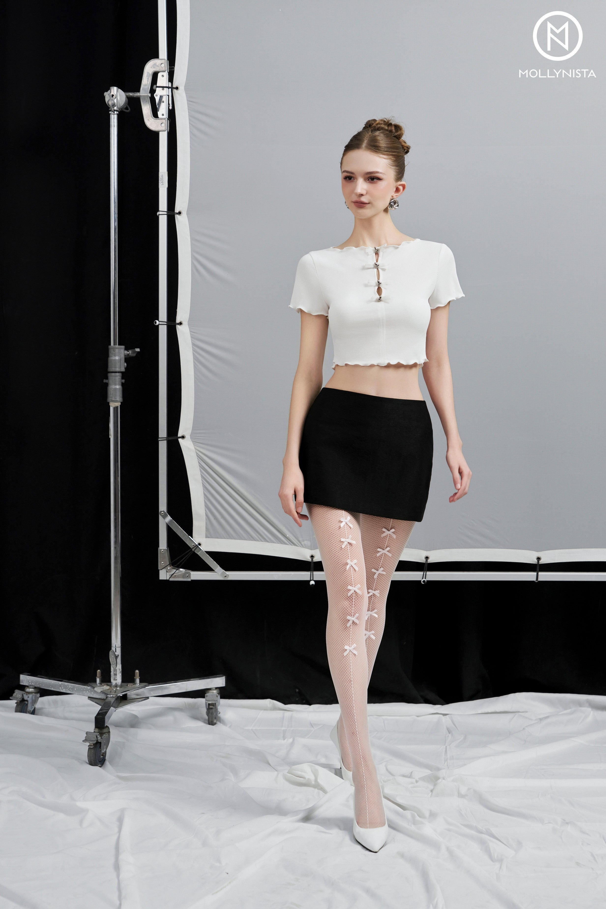 Babytee With 4 Silver Bow Buttons