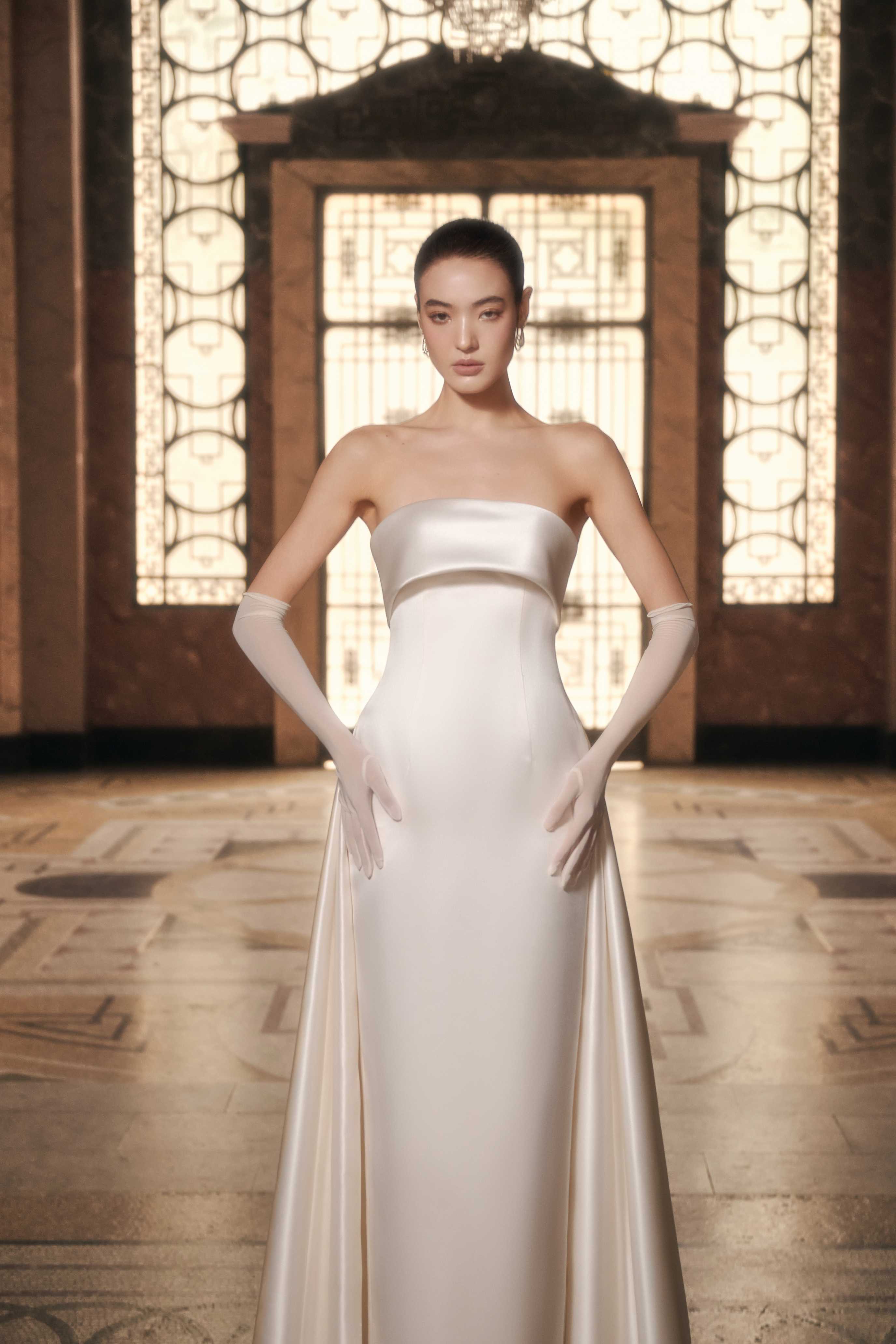 Vivienne Strapless Satin Cape Gown (Pre-Order 14 Days)
