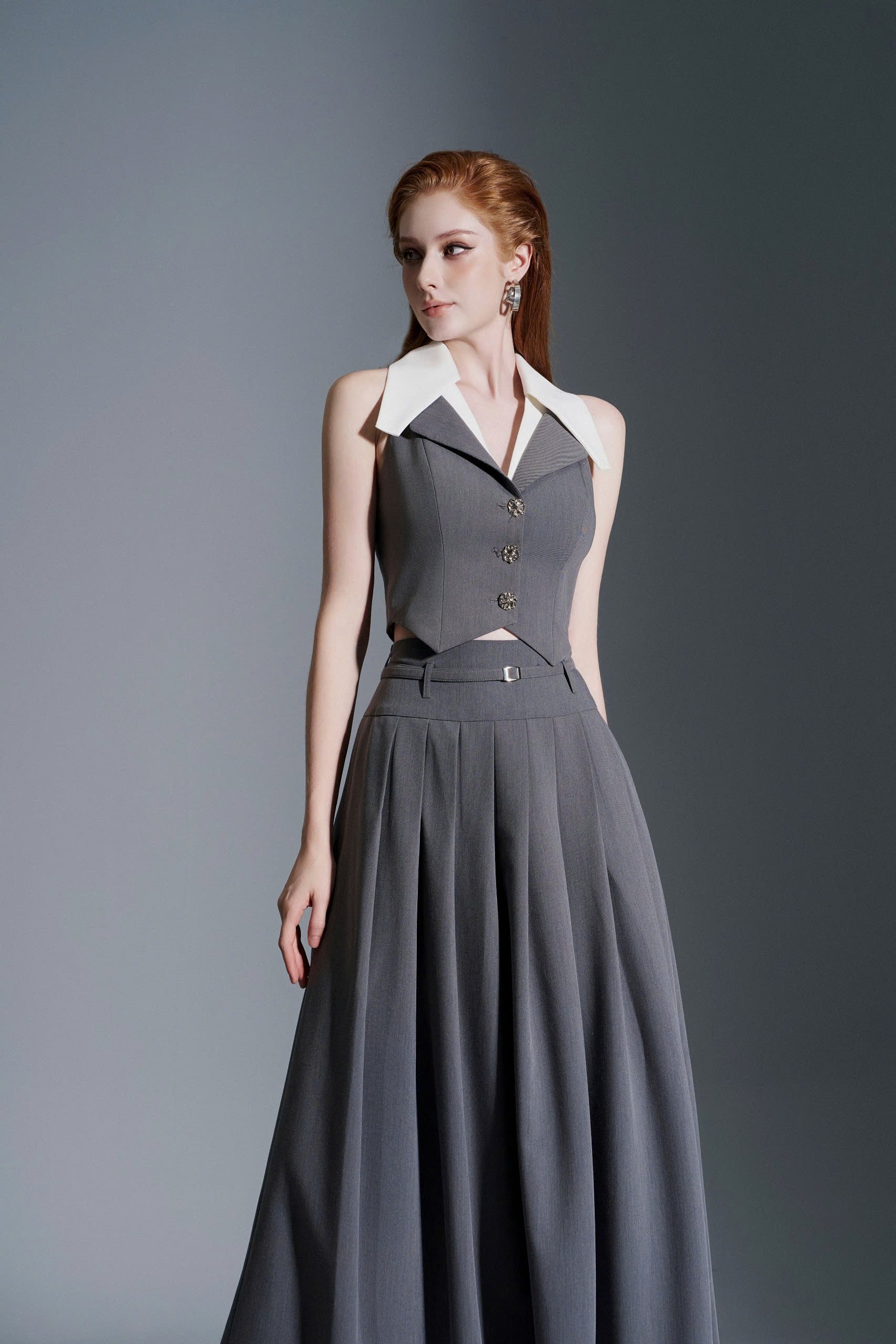 Long Pleated Skirt With Belt